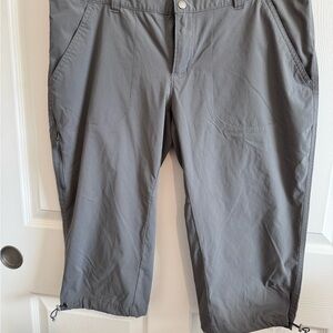 Women’s Columbia Omni Shield Capris